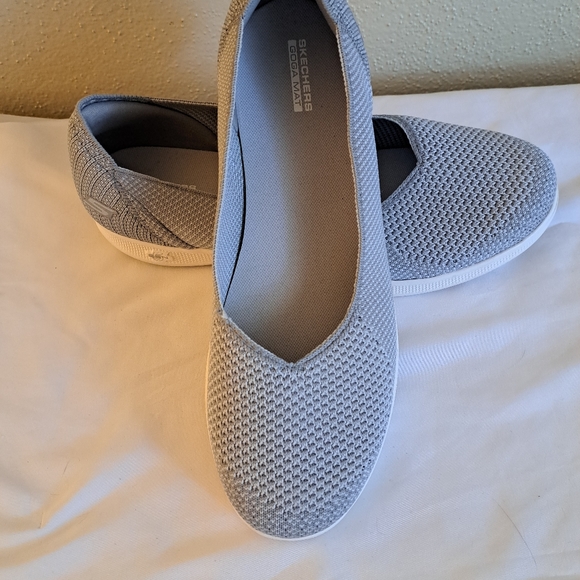 Sketchers yoga mat shoes - Picture 2 of 10